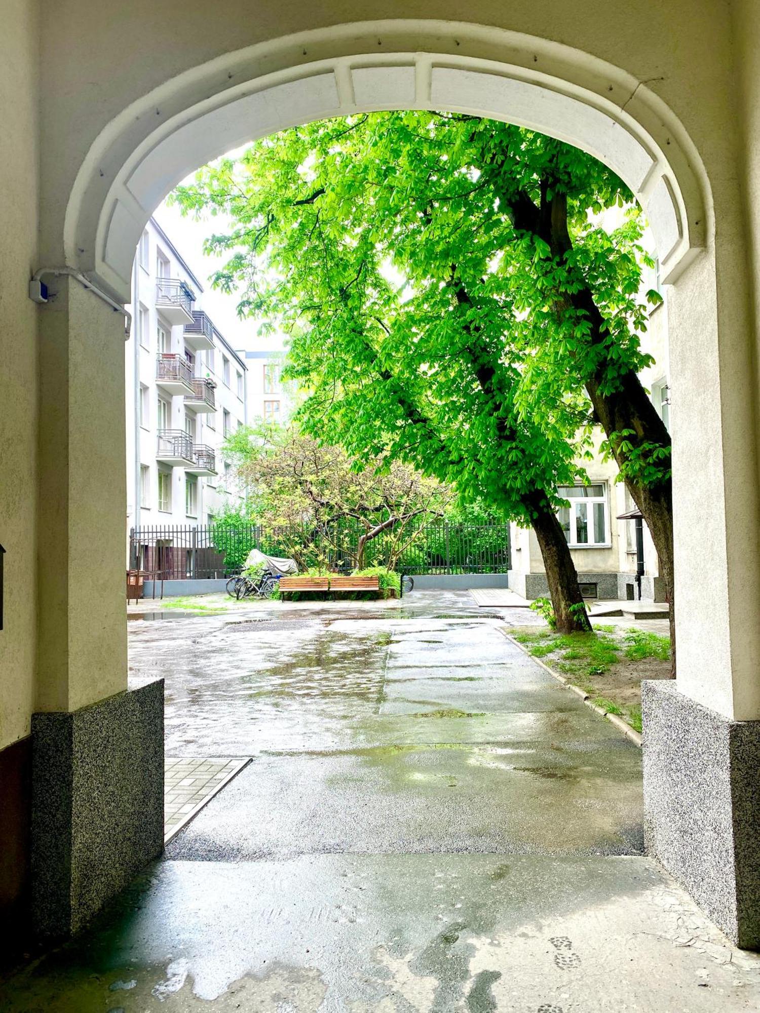 Olivia Apartments - Sloneczny Apartament W Centrum Warszawy, Plac Unii Lubelskiej, Lazienki Krolewskie, Pole Mokotowskie Warszawa Exteriör bild